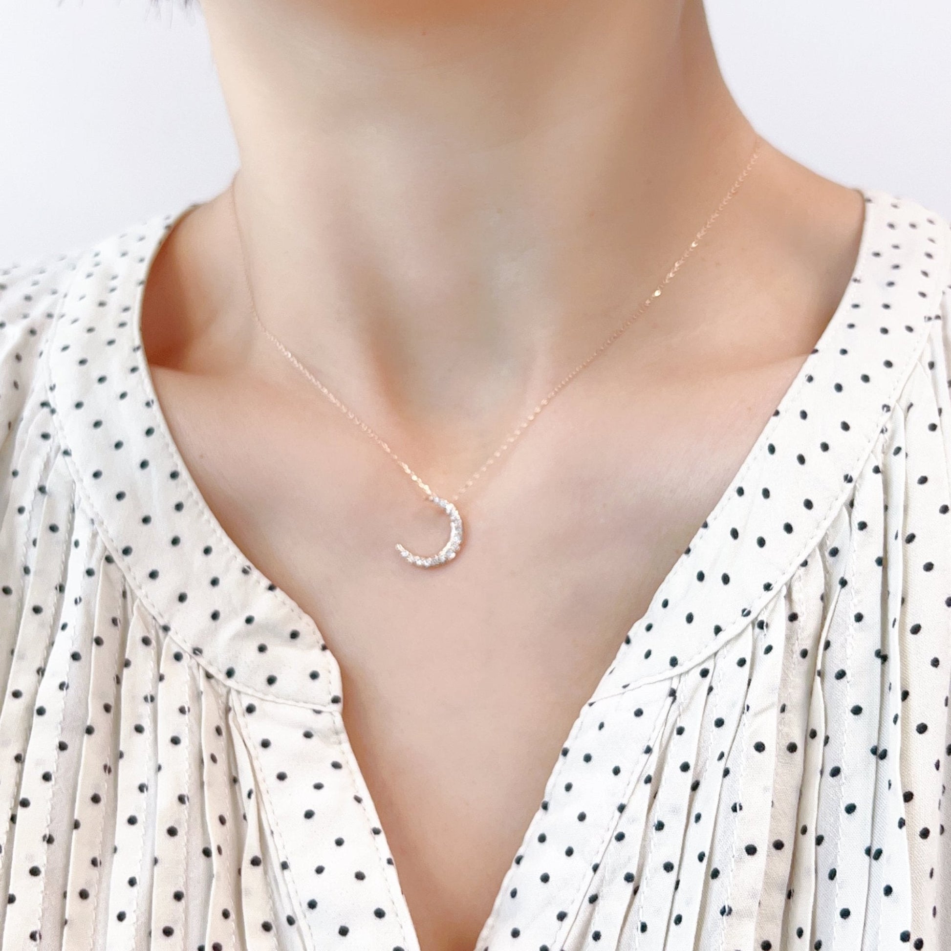 15 Dia Moon Necklace 0.18ct - JMW Jewelry Wholesale