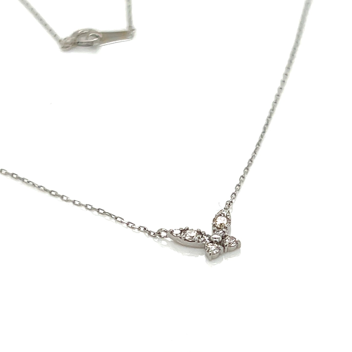 Dual Pointed Butterfly Necklace 0.15/0.05ct