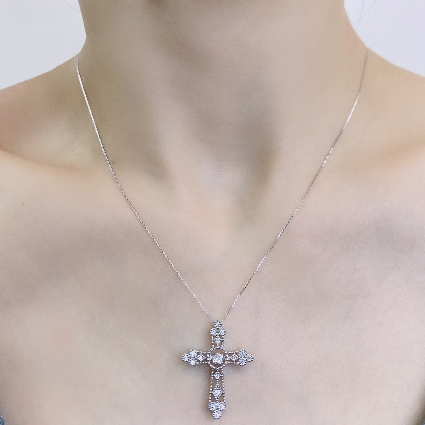 DS Big Cross Necklace 0.2/0.22ct - JMW Jewelry Wholesale