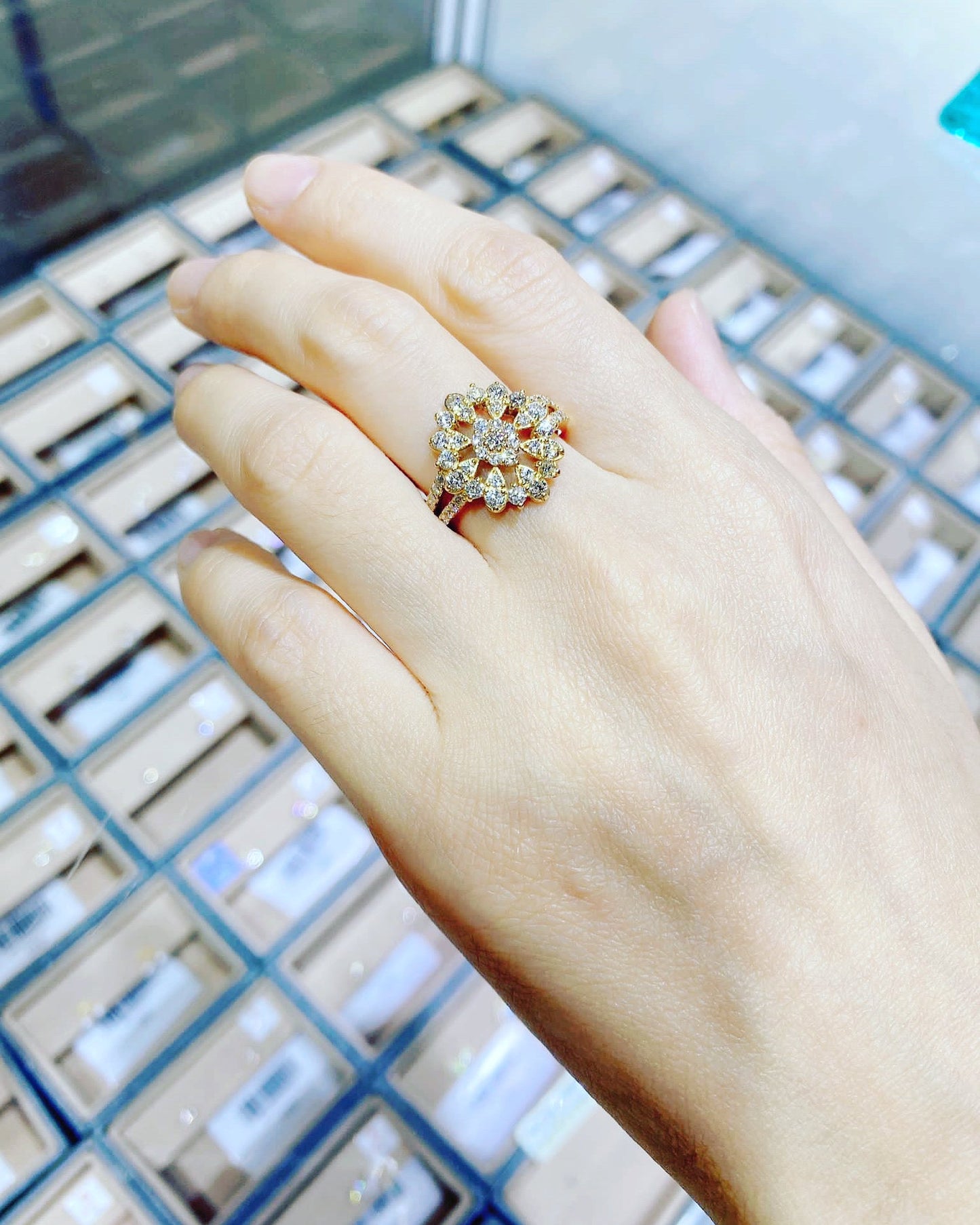 Flower Ring 1ct - JMW Jewelry Wholesale