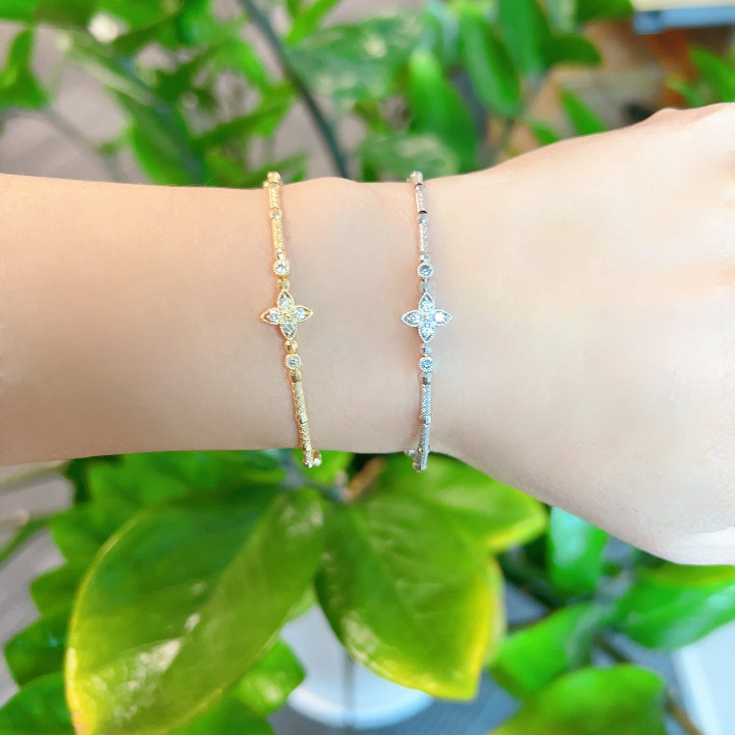 Four petal Tip Flower Flexi Bangle 0.2ct - JMW Jewelry Wholesale