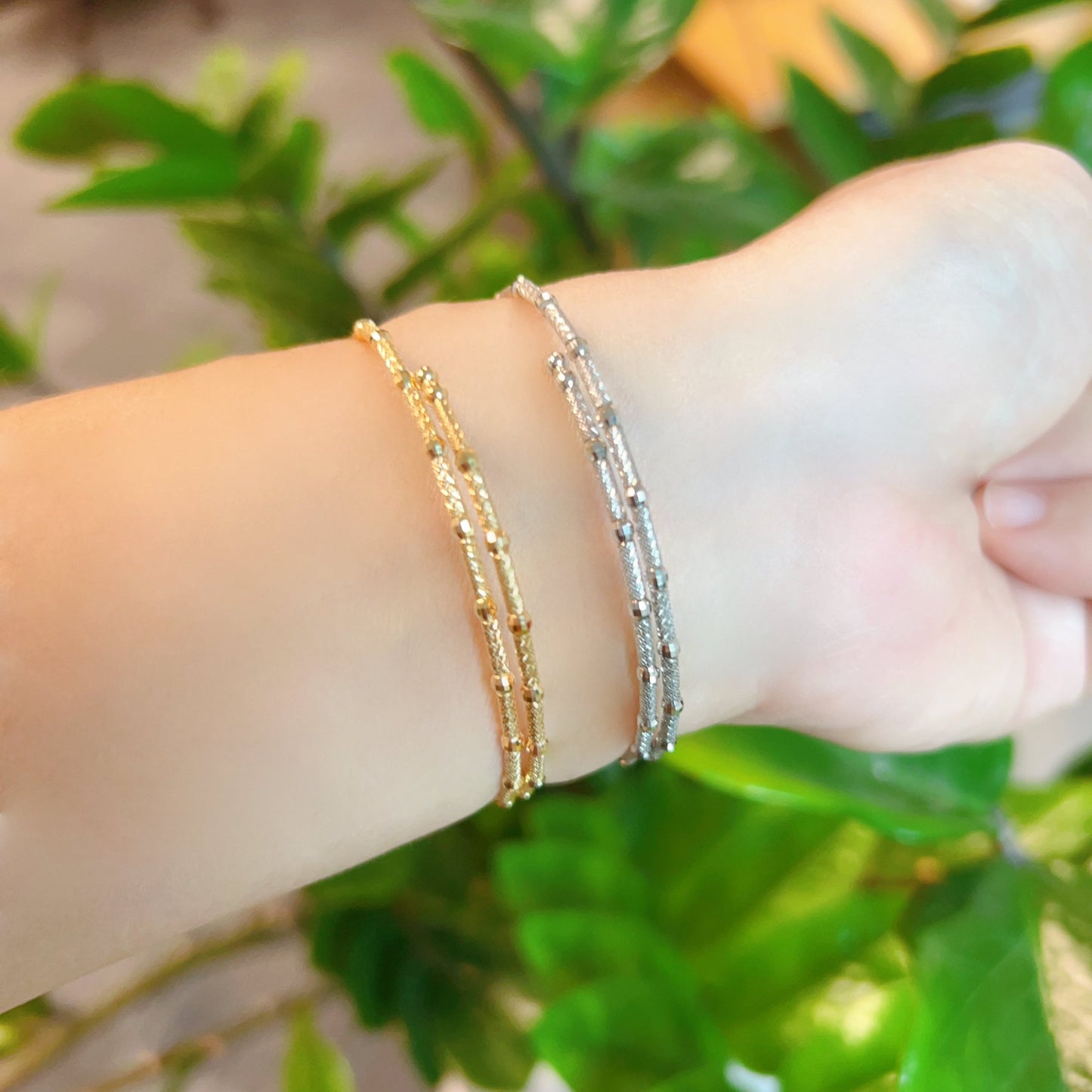 Four petal Tip Flower Flexi Bangle 0.2ct - JMW Jewelry Wholesale