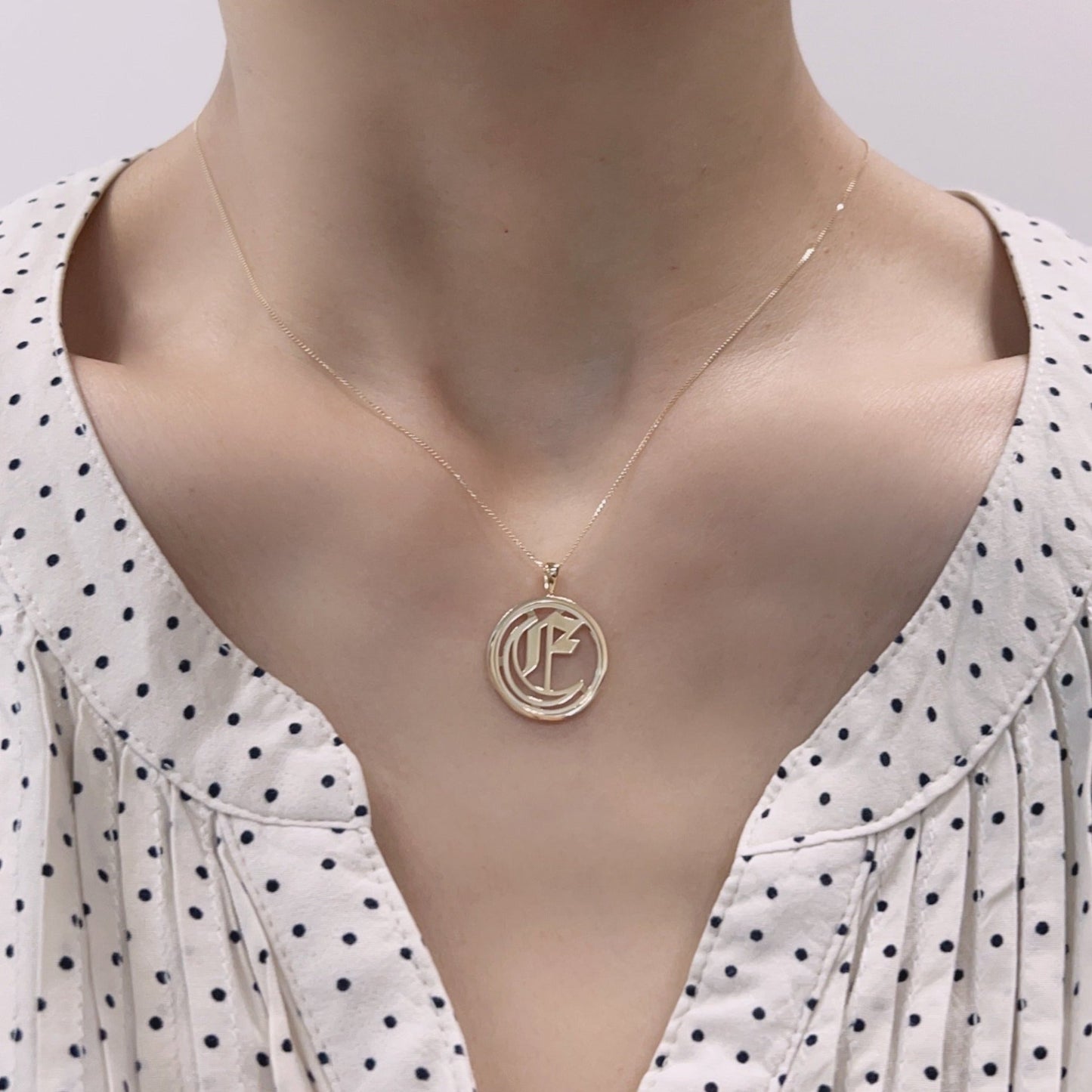 Gold Round Initial E Necklace - JMW Jewelry Wholesale