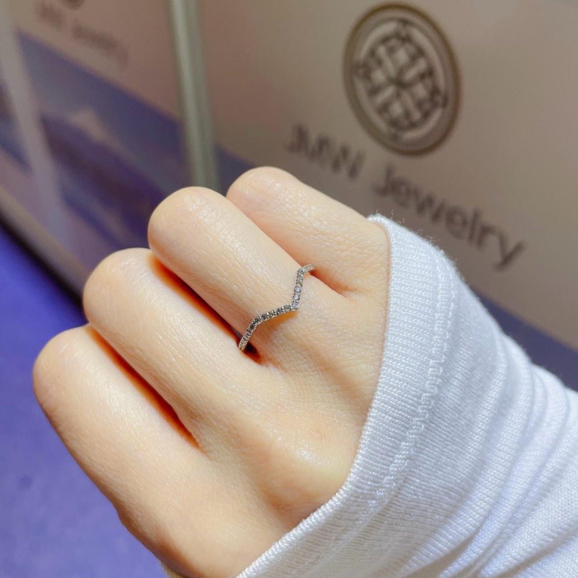 Streamline V Shape Ring 0.2ct - JMW Jewelry Wholesale