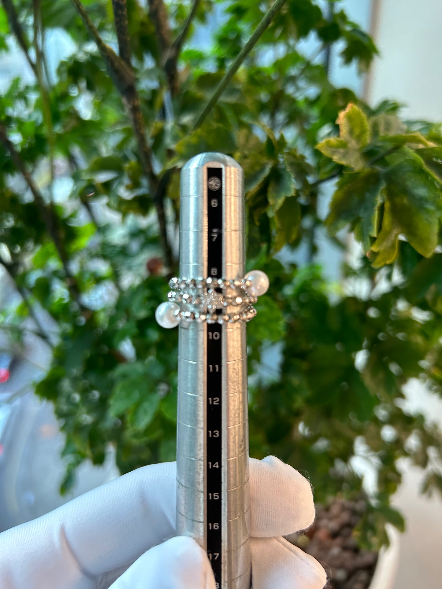 #hexagram_flower_akoya_flexi_ring# - #jmw-jewelry# - #flexible ring with diamond in flower shape two akoya pearls at the end#