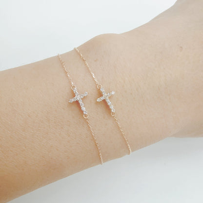 11 Dia Cross Bracelet 0.08ct - JMW Jewelry Wholesale