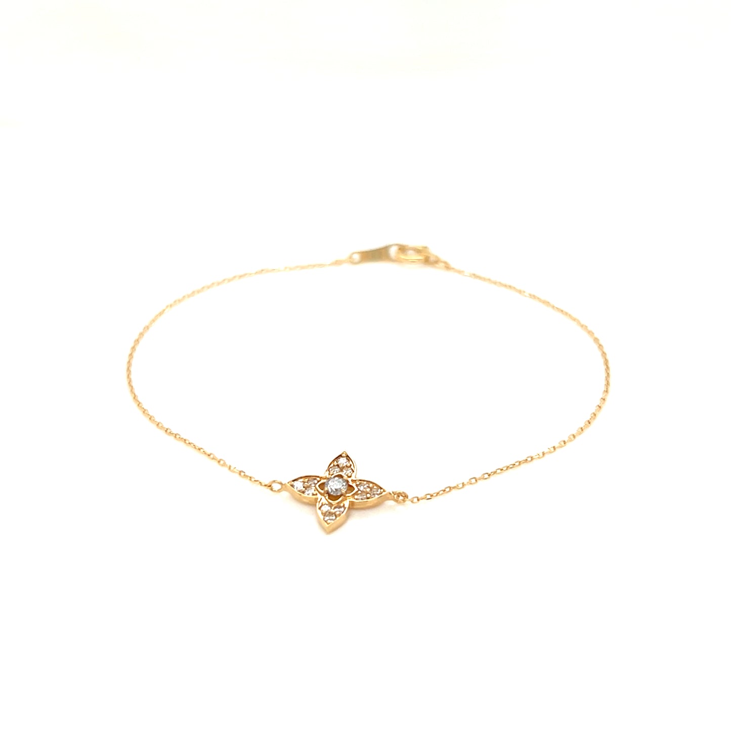 Four Tip Flower Bracelet 0.15ct