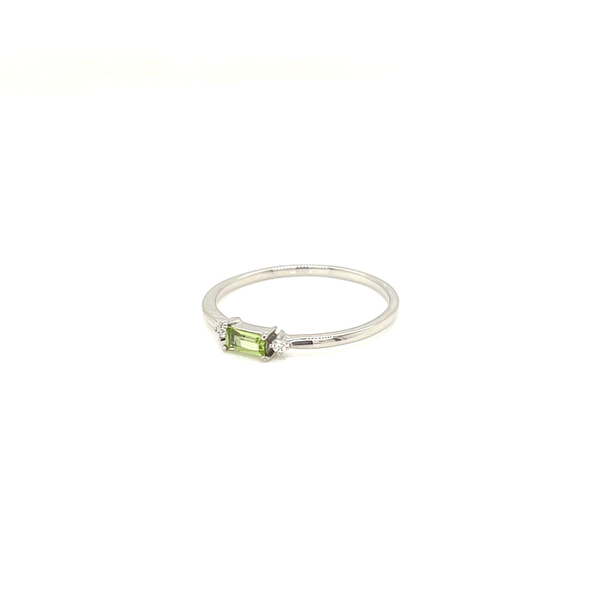 Peridot Baguette with Dia Ring 0.02ct