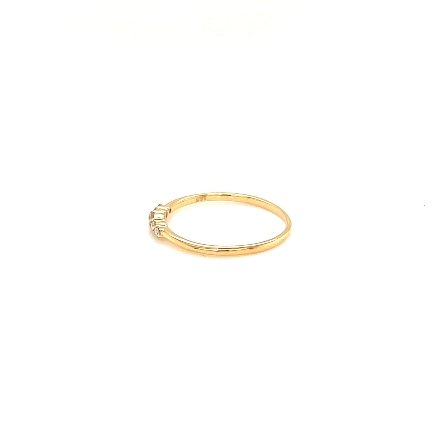 gold ring a white background