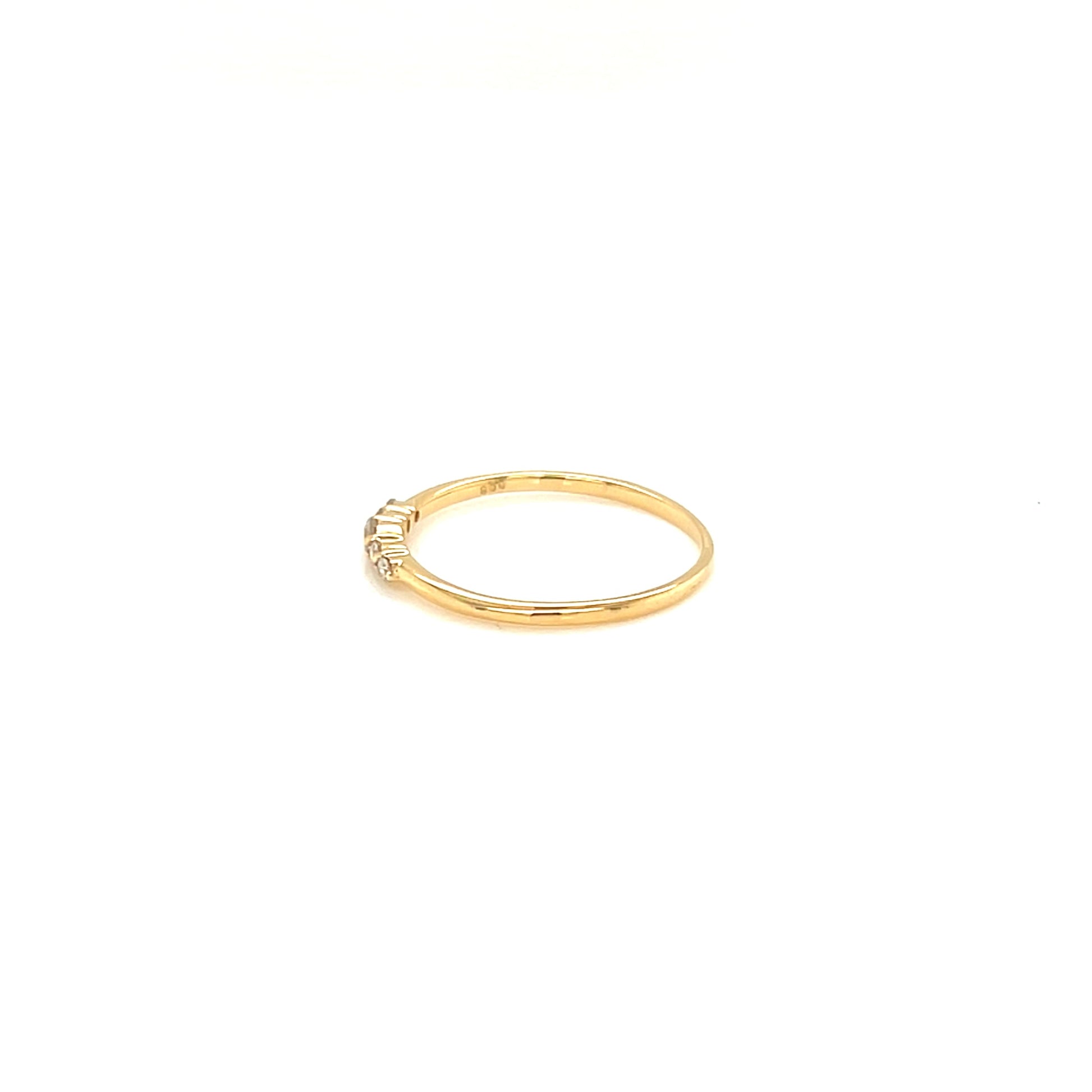 gold ring a white background