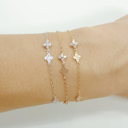 Clover Station Bracelet 0.21ct
