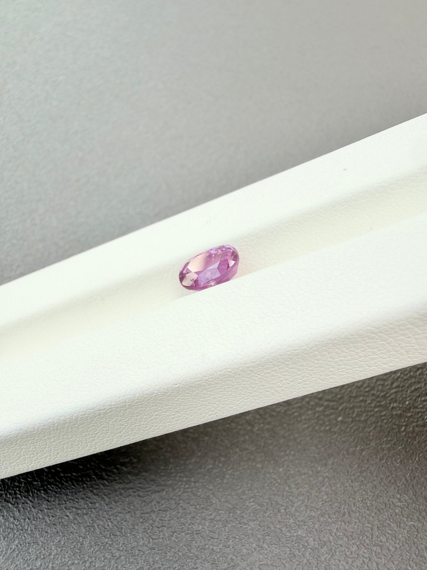 Pinkish Violet Sapphire – 2.18ct Oval Cut