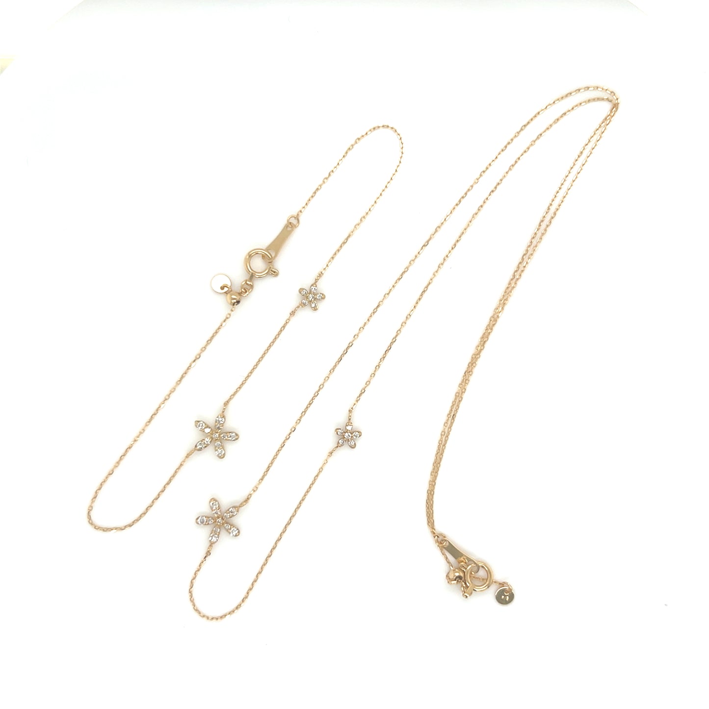 Duo Floral Bracelet 0.08/0.03ct