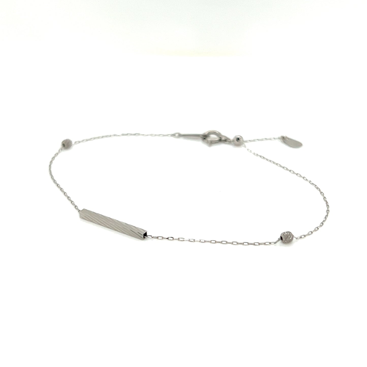 Gold Line Single Movable Bracelet