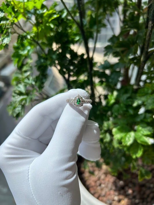 Green Garnet Water drop Pave ring 0.17/0.78ct