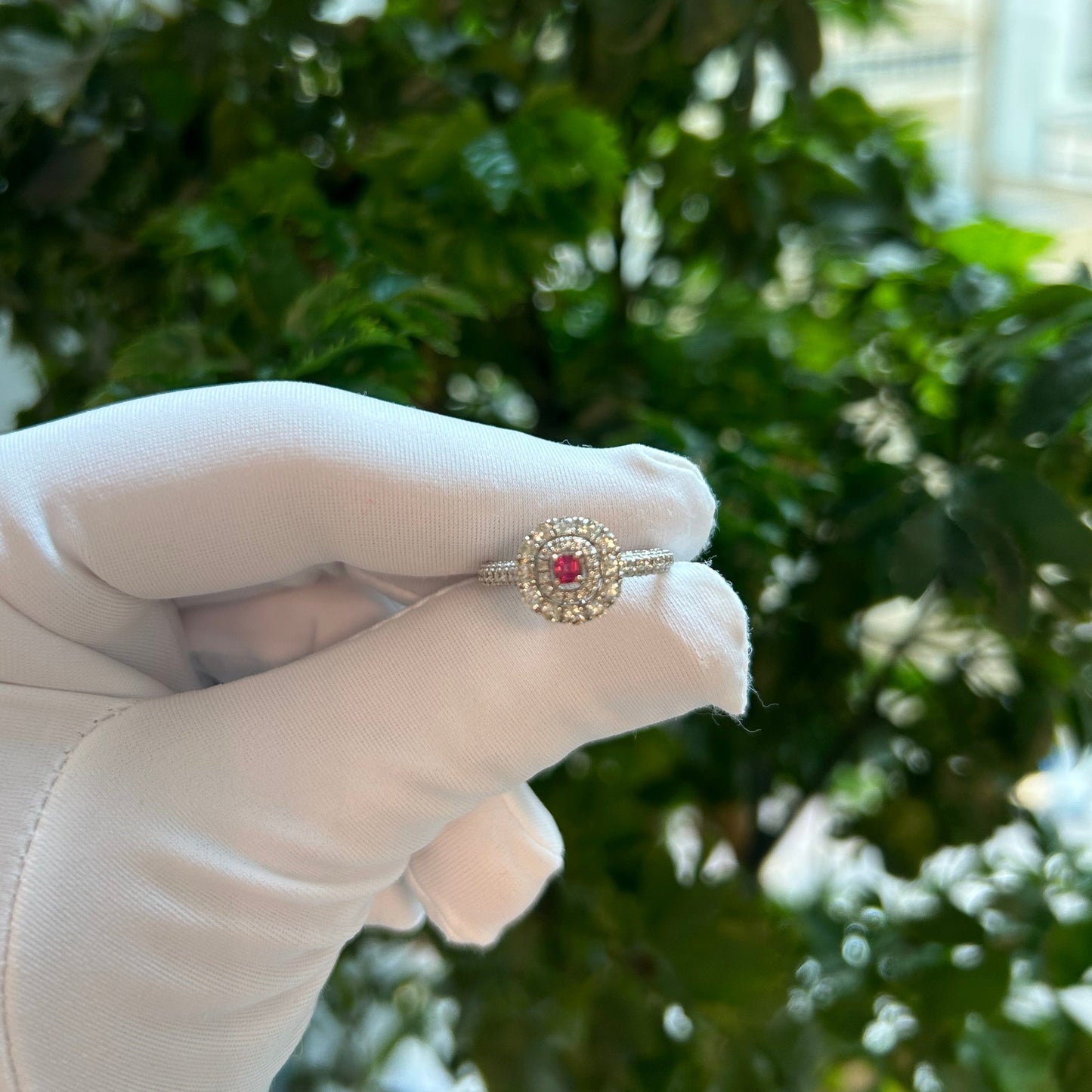 Flower Shape Pink Sapphire Pave ring 0.06/1ct