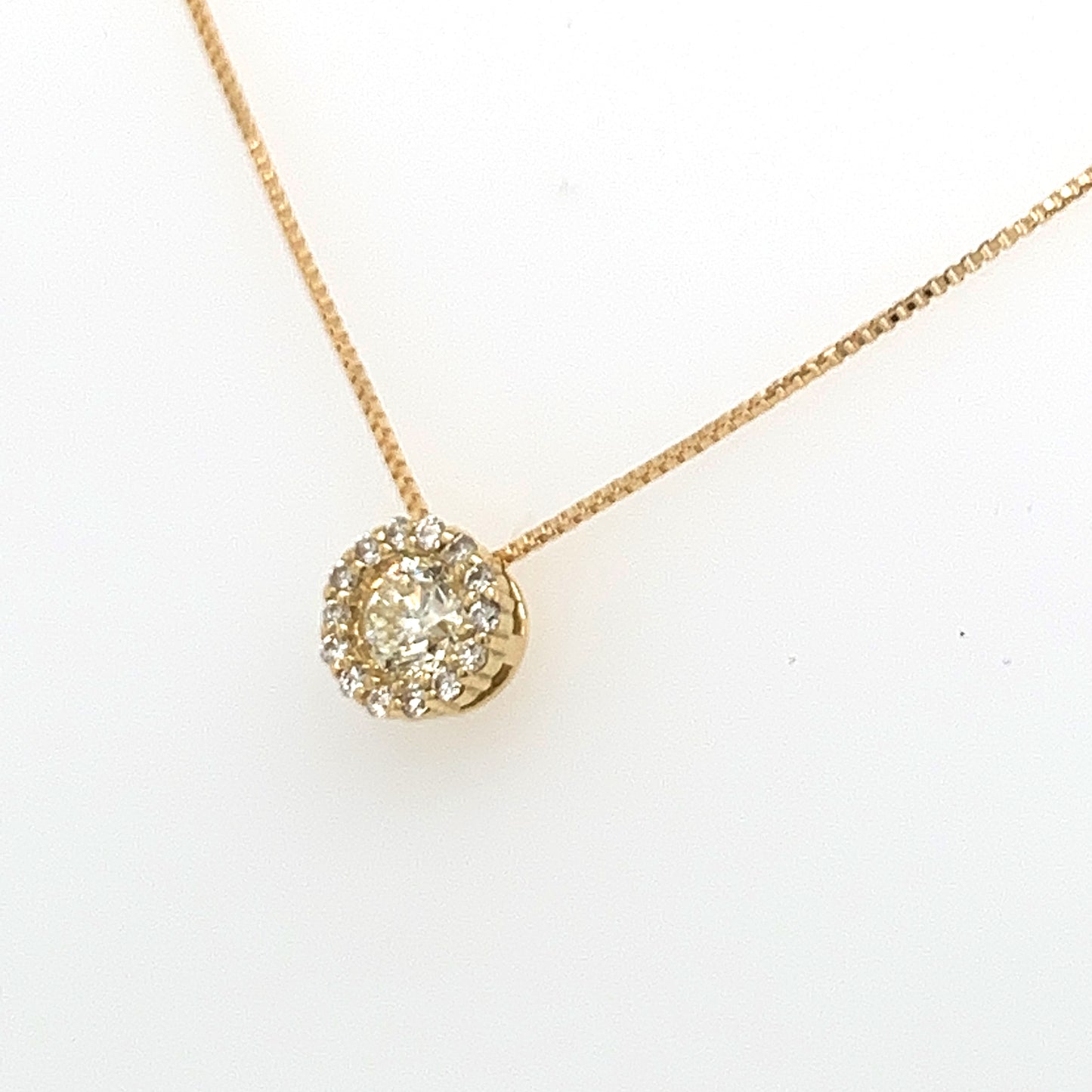 Halo Necklace 0.2/0.06ct